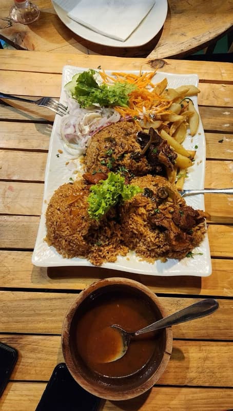 Food at Issa Coffee (10)