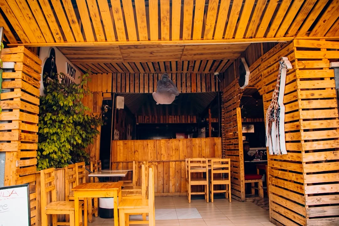 Indoor seating at Issa Coffee (90)
